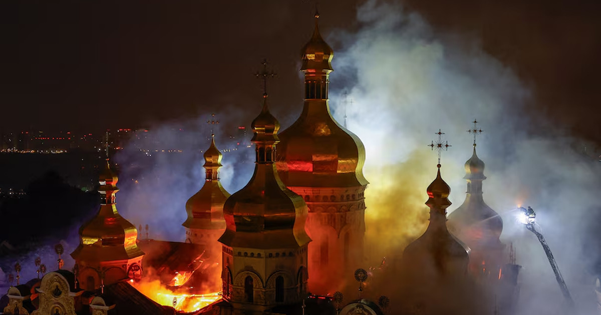 ইউক্রেনে রাশিয়ার ভয়াবহ বিমান হামলা, নিহত ৯