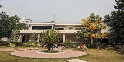 ২০০ টাকায় রাতযাপন, তবুও প্রবাসীরা যান না ওয়েজ আর্নার্স সেন্টারে